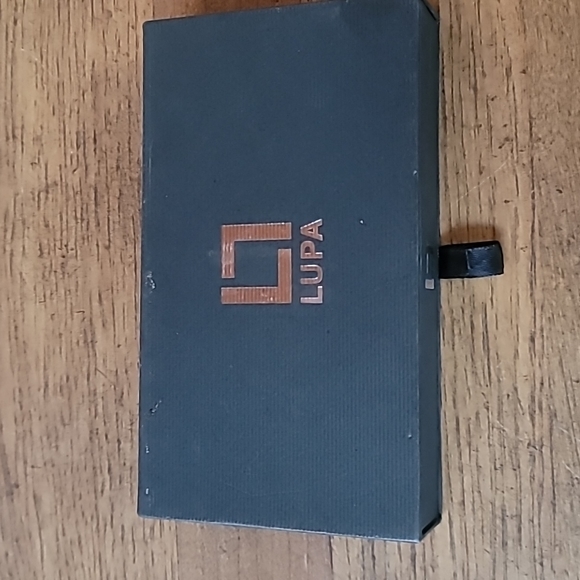 Phone case - Picture 5 of 6